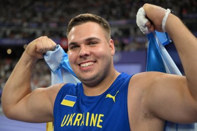 "Вболівали всі викладацьким колективом": що про призерів Олімпіади-2024 згадують їхні вчителі