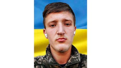 На Чернігівщині попрощалися з п'ятьма захисниками На Чернігівщині попрощалися з п'ятьма захисниками