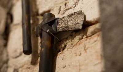 "Вони отримують нове життя": майстер з Рівненщини відновлює стародавні сокири "Вони отримують нове життя": майстер з Рівненщини відновлює стародавні сокири