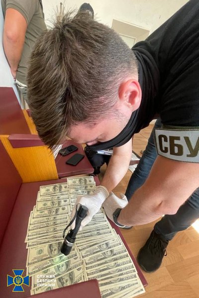 На корупції викрили посадовця Одеського рибпатруля На корупції викрили посадовця Одеського рибпатруля