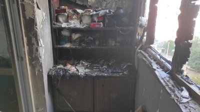 "Вигоріло повністю все". У Дніпрі сталася пожежа в багатоповерхівці "Вигоріло повністю все". У Дніпрі сталася пожежа в багатоповерхівці