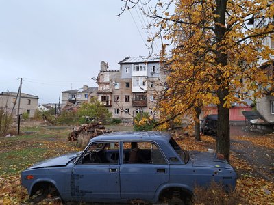 "Які ж ми сепаратисти?". На Донеччині донька з матір’ю зимуватимуть в підвалі