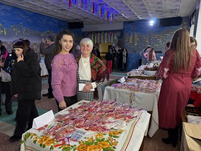 Як у Котелевській ТГ на Полтавщині популяризували на ярмарку різдвяний пряник панянку Як у Котелевській ТГ на Полтавщині популяризували на ярмарку різдвяний пряник панянку
