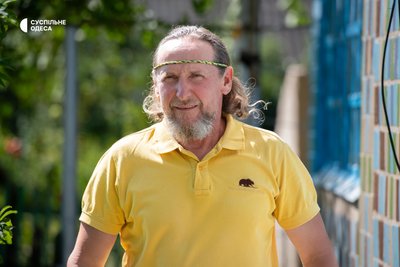 «Повний вулик мертвих бджіл»: пасічник з Одещини про обробку полів та захист пасік «Повний вулик мертвих бджіл»: пасічник з Одещини про обробку полів та захист пасік