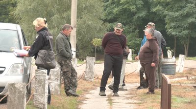 Вода зеленіє: що показали перевірки води у центральному ставку в Попівці на Черкащині Вода зеленіє: що показали перевірки води у центральному ставку в Попівці на Черкащині