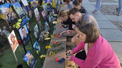 14 день поспіль миколаївці збираються на акцію на підтримку Федорова 14 день поспіль миколаївці збираються на акцію на підтримку Федорова