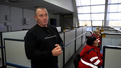 "Була особа, яка дзвонила 247 разів за 2 дні". Як на Дніпропетровщині працюють бригади екстреної допомоги "Була особа, яка дзвонила 247 разів за 2 дні". Як на Дніпропетровщині працюють бригади екстреної допомоги