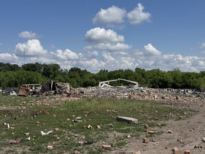 “Практично все зруйноване”: наслідки російської атаки на Терни на Сумщині “Практично все зруйноване”: наслідки російської атаки на Терни на Сумщині