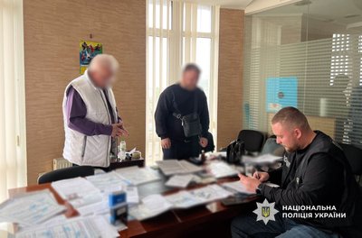 В Одесі викрили схему продажу медичних довідок для моряків: підозрюють керівника медцентру В Одесі викрили схему продажу медичних довідок для моряків: підозрюють керівника медцентру
