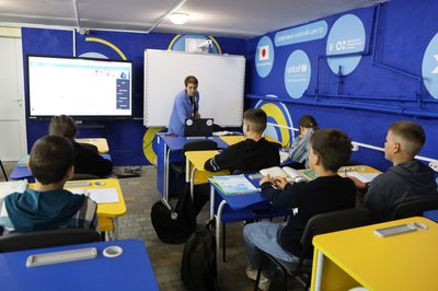 Школа під землею. Як навчаються діти на прифронтовій Херсонщині Школа під землею. Як навчаються діти на прифронтовій Херсонщині