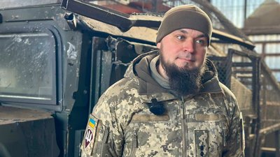 Максим командир ремонтної роти 81 ОАЕМБр Донецька область Максим командир ремонтної роти 81 ОАЕМБр Донецька область