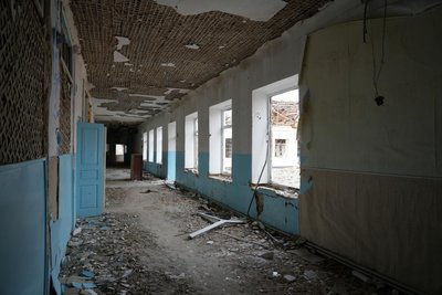 "Куди не їдь — то не дім". Як живуть у прифронтовому Дебальцевому на Дніпропетровщині за 25 км від "сірої зони" "Куди не їдь — то не дім". Як живуть у прифронтовому Дебальцевому на Дніпропетровщині за 25 км від "сірої зони"