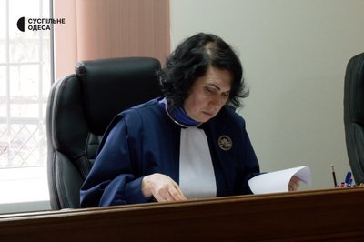 Суд у справі ексвійськкома Борисова: захист просив зняти електронний браслет і заявив відвід судді та прокурору Суд у справі ексвійськкома Борисова: захист просив зняти електронний браслет і заявив відвід судді та прокурору
