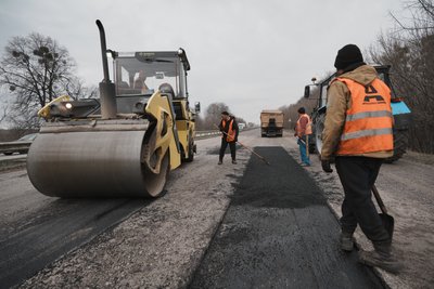 Ремонт київської траси у межах відрізку Валки — Харків Ремонт київської траси у межах відрізку Валки — Харків