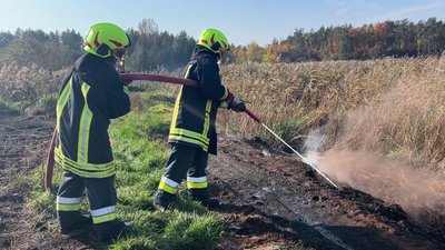 "Коли хлопці воюють, ми мусимо допомагати": як учительки стали пожежницями у Вербській громаді на Рівненщині "Коли хлопці воюють, ми мусимо допомагати": як учительки стали пожежницями у Вербській громаді на Рівненщині