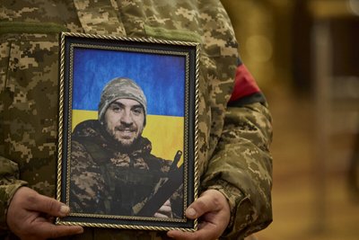 У Луцьку попрощалися з загиблими на війні Андрієм Смалюком і Андрієм Міщуком У Луцьку попрощалися з загиблими на війні Андрієм Смалюком і Андрієм Міщуком