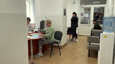 Як в Івано-Франківську оновлюють військово-облікові дані: репортаж із ЦНАПу Як в Івано-Франківську оновлюють військово-облікові дані: репортаж із ЦНАПу