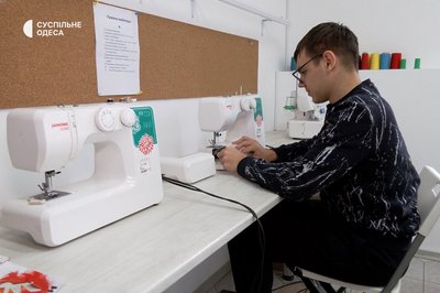 "Я вже звик до витребеньок цих росіян": як діти з аутизмом переживають війну "Я вже звик до витребеньок цих росіян": як діти з аутизмом переживають війну