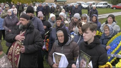 Прощання із загиблим Олександром Лавренюком Прощання із загиблим Олександром Лавренюком