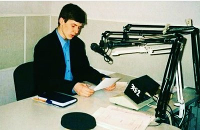 Дмитро Хоркін під час ефіру на Українському радіо 20 років тому Дмитро Хоркін під час ефіру на Українському радіо 20 років тому