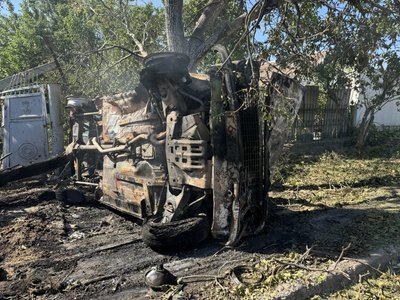 "Гупнуло так, що хвіртка відкрилась". Жителі Чорнобаївки на Херсонщині про наслідки атаки РФ