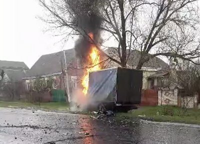 Дрон влучив у авто Дрон влучив у авто