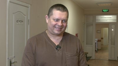 Хірург Дмитро Смілянець Хірург Дмитро Смілянець