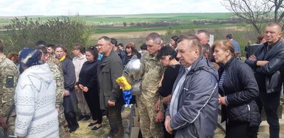 В Одеській області попрощались з військовим, який змагався у лицарських турнірах В Одеській області попрощались з військовим, який змагався у лицарських турнірах