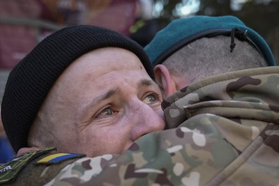 Україна та Росія провели обмін полоненими Україна та Росія провели обмін полоненими