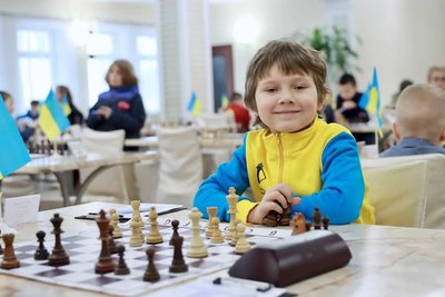 Атаки РФ, смерть від ботулізму, прощання з Кирилом Полікевичем. Головні новини Дніпра та області Атаки РФ, смерть від ботулізму, прощання з Кирилом Полікевичем. Головні новини Дніпра та області
