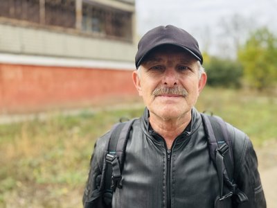 «Якщо залишимося живими, буде добре»: як живе Краматорськ під щоденними обстрілами «Якщо залишимося живими, буде добре»: як живе Краматорськ під щоденними обстрілами