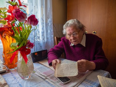 Померла зв'язкова УПА з Рівненщини, яка віддала привезену із заслання сукню на маскувальні сітки. Любові Погонюк було 92 Померла зв'язкова УПА з Рівненщини, яка віддала привезену із заслання сукню на маскувальні сітки. Любові Погонюк було 92