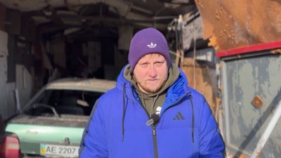 "Вибух був такий, що нас аж підкинуло". Що відбувається на місці нічної атаки по Дніпру на ранок 10 січня "Вибух був такий, що нас аж підкинуло". Що відбувається на місці нічної атаки по Дніпру на ранок 10 січня