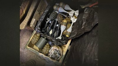 "Поки в повітрі ми перемагаємо": як на Авдіївському напрямку працює екіпаж БпЛА з Прилук "Поки в повітрі ми перемагаємо": як на Авдіївському напрямку працює екіпаж БпЛА з Прилук