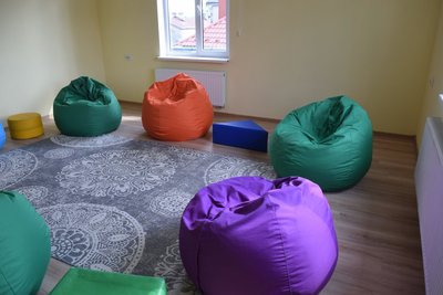 Простір для денного перебування людей з інвалідністю, крісло мішок