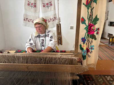 «Бовсунівським бабусям» — 20 років: як колектив зберігає автентичні пісні Житомирського Полісся