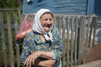 "Опалюємо дровами, газу немає". Жителі прикордоння Сумщини готуються до зими "Опалюємо дровами, газу немає". Жителі прикордоння Сумщини готуються до зими