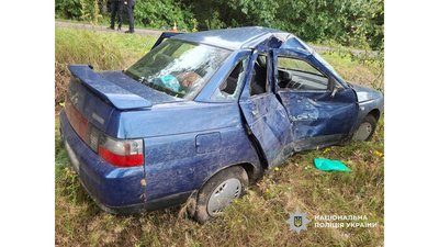 Чоловік загинув, а двоє хлопців травмувалися: на Чернігівщині затримали підозрюваного у смертельній ДТП Чоловік загинув, а двоє хлопців травмувалися: на Чернігівщині затримали підозрюваного у смертельній ДТП
