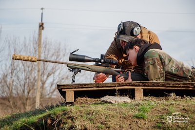 Участь взяло 52 людини. У Дніпрі молодь пройшла військово-патріотичний вишкіл Участь взяло 52 людини. У Дніпрі молодь пройшла військово-патріотичний вишкіл