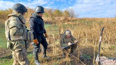 загиблий останки тіло військовий армії РФ пошуковий загон "Плацдарм" Долина Донецька область 22 жовтня 2024 рік загиблий останки тіло військовий армії РФ пошуковий загон "Плацдарм" Долина Донецька область 22 жовтня 2024 рік