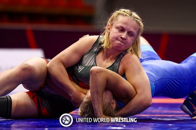 У фіналі перемогла росіянку: Марія Єфремова із Донеччини стала чемпіонкою Європи із вільної боротьби У фіналі перемогла росіянку: Марія Єфремова із Донеччини стала чемпіонкою Європи із вільної боротьби