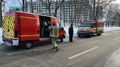 Рятувальники приїхали на місце вибуху у Харкові 17 січня Рятувальники приїхали на місце вибуху у Харкові 17 січня