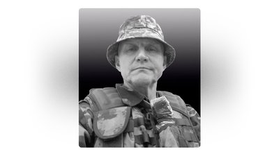 На Чернігівщині попрощалися з військовими Ігорем Барановим, Михайлом Медвідем та Олегом Мартиненком На Чернігівщині попрощалися з військовими Ігорем Барановим, Михайлом Медвідем та Олегом Мартиненком