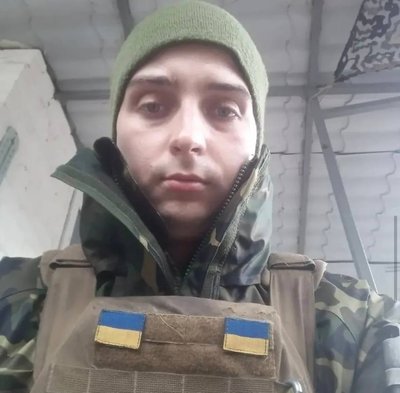 “Не варто замикатися в собі” —військовослужбовець Олександр Науменко про важливість психологічної підтримки “Не варто замикатися в собі” —військовослужбовець Олександр Науменко про важливість психологічної підтримки