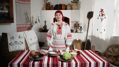 "Кулінарний спадок": як на Рівненщині готують голубці з млинцями, які є нематеріальною культурною спадщиною України "Кулінарний спадок": як на Рівненщині готують голубці з млинцями, які є нематеріальною культурною спадщиною України