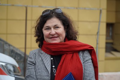 Відвідала лікарню після удару військ РФ. До Дніпра вперше приїхала пані посол ЄС в Україні Катаріна Матернова