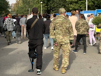 Хвилина мовчання у Золотоноші 1 жовтня 2024 року Хвилина мовчання у Золотоноші 1 жовтня 2024 року