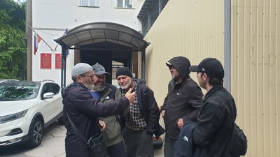 "Makeme", studentlerni arbiy komissarlıqqa çağıruv aqqında postu sebebinden Kurbedinovğa 30 biñ ruble cezasını berdi "Makeme", studentlerni arbiy komissarlıqqa çağıruv aqqında postu sebebinden Kurbedinovğa 30 biñ ruble cezasını berdi