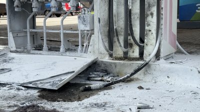 Атаки на автозаправні станції у Сумах: що стоїть за ударами РФ та чи загрожує місту дефіцит пального Атаки на автозаправні станції у Сумах: що стоїть за ударами РФ та чи загрожує місту дефіцит пального