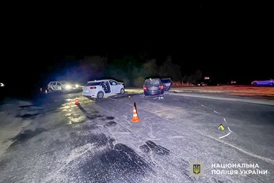 Постраждали семеро людей внаслідок ДТП на Рівненщині Постраждали семеро людей внаслідок ДТП на Рівненщині